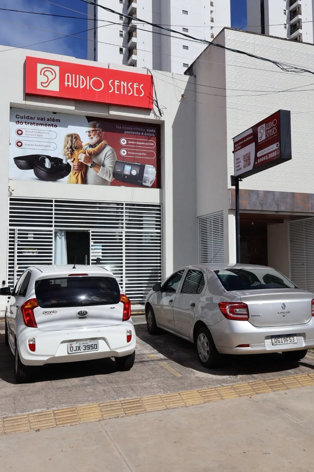 Fachada da clínica Audio Senses na Av. Hermes da Fonseca, Natal/RN